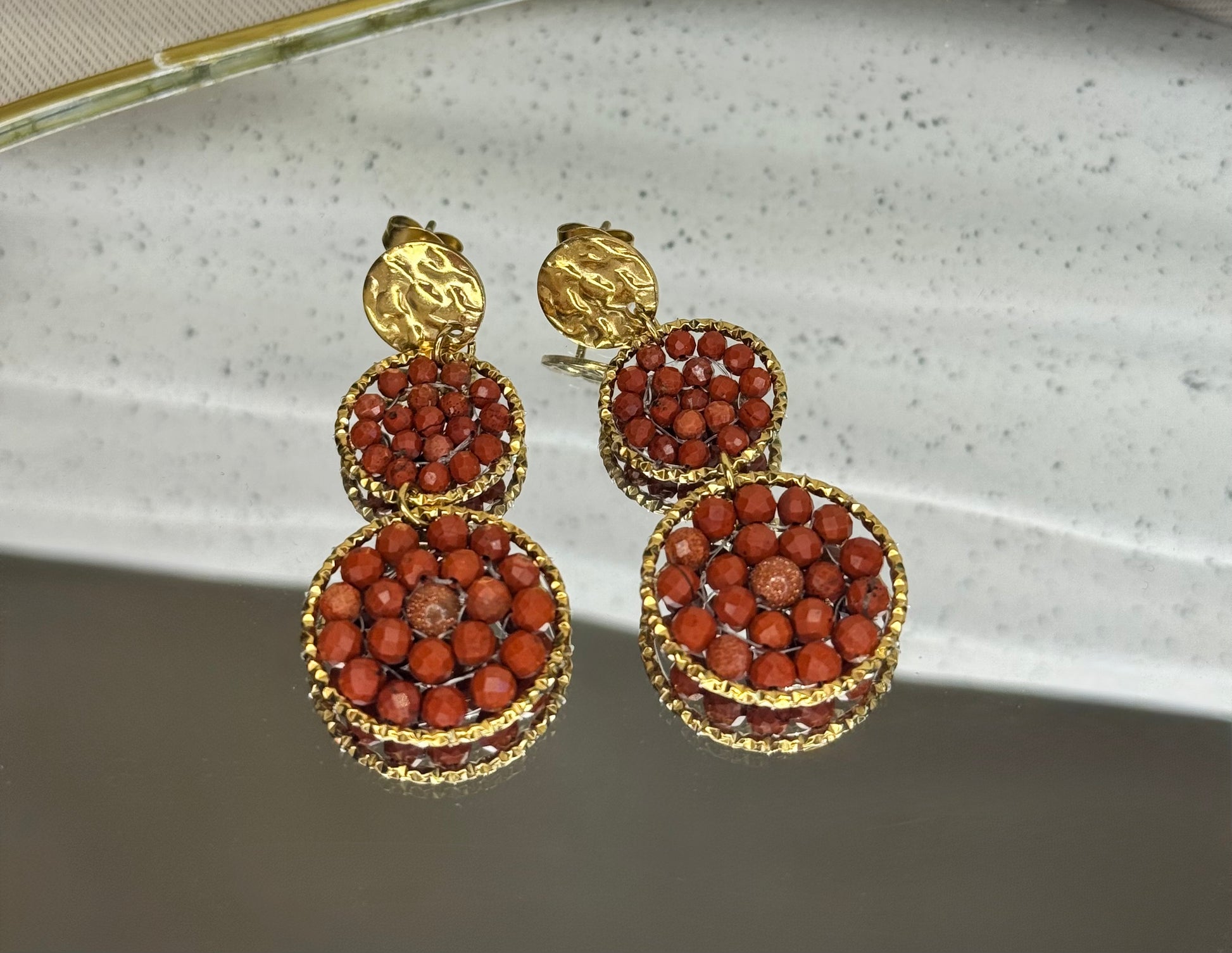 Boucles d’oreilles déesse Gaia bijou acier inoxydable fait main