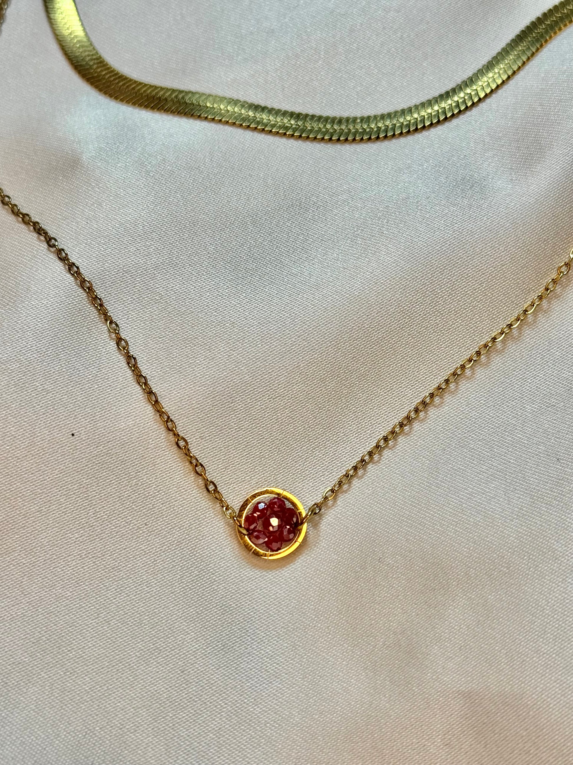 Collier déesse Nyx bijou acier inoxydable fait main