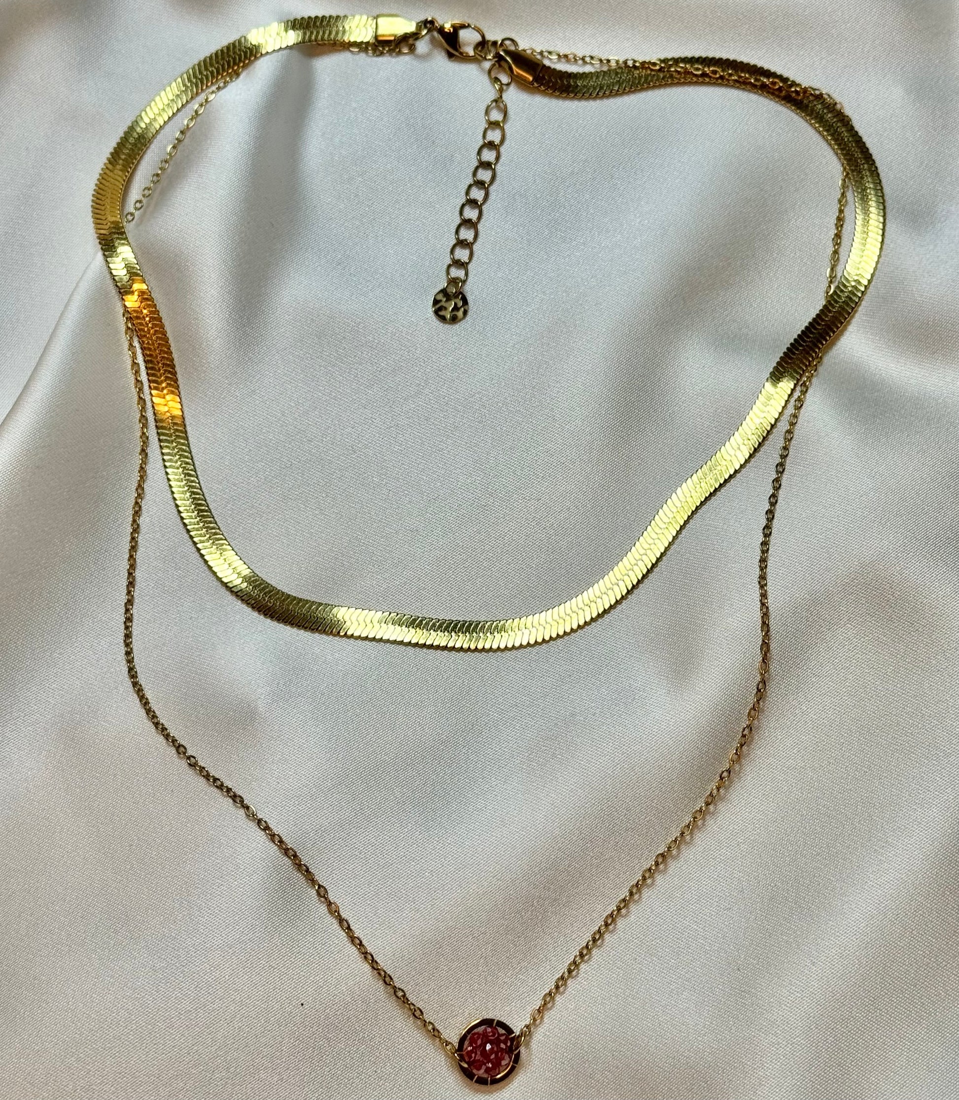 Collier déesse Nyx bijou acier inoxydable fait main